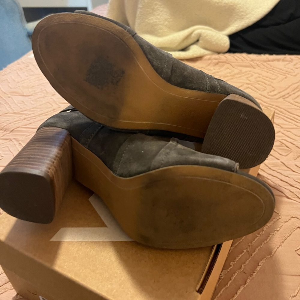 Booties - Picture 4 of 5